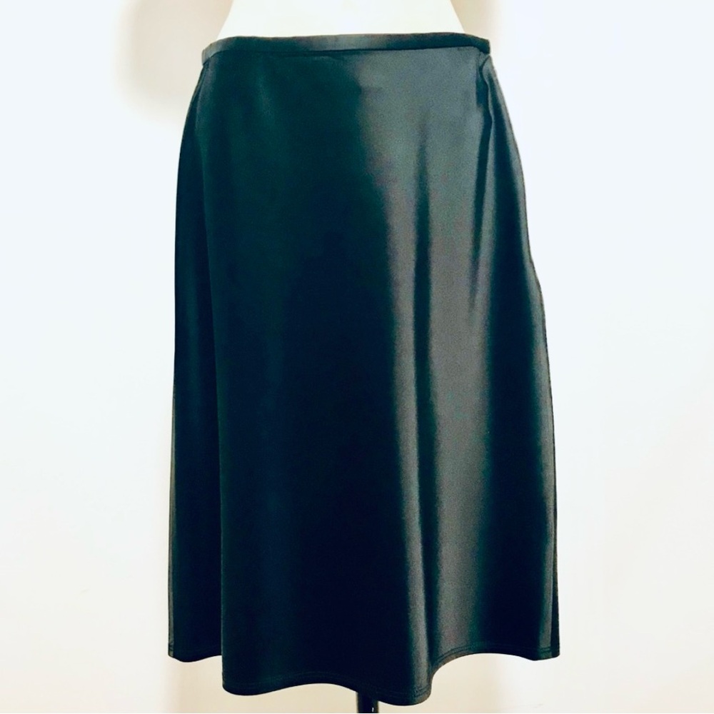 Laundry by Shelli Segal Skirt Size 4 Silky Finish